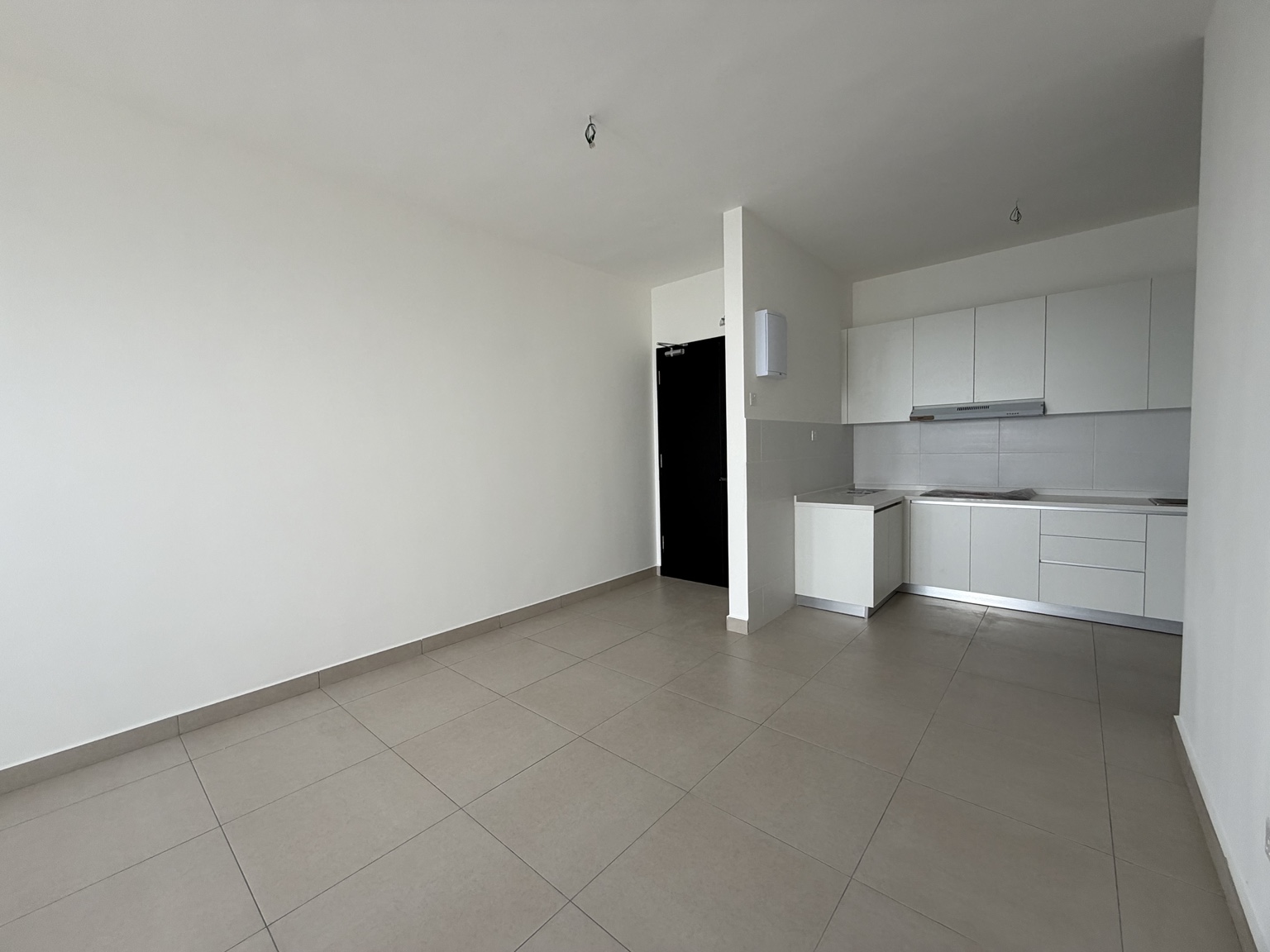 Living and dining area with fitted kitchen